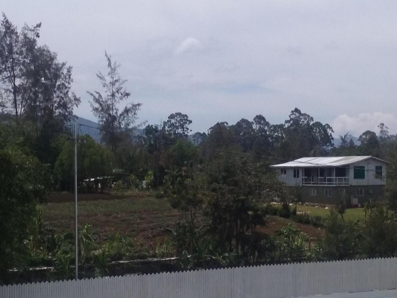 Mcroyal Hotel Mount Hagen Ngoại thất bức ảnh