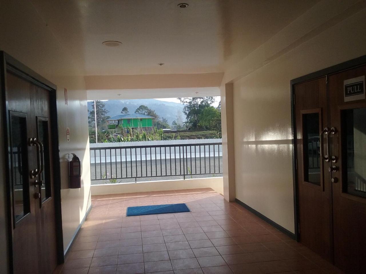 Mcroyal Hotel Mount Hagen Ngoại thất bức ảnh